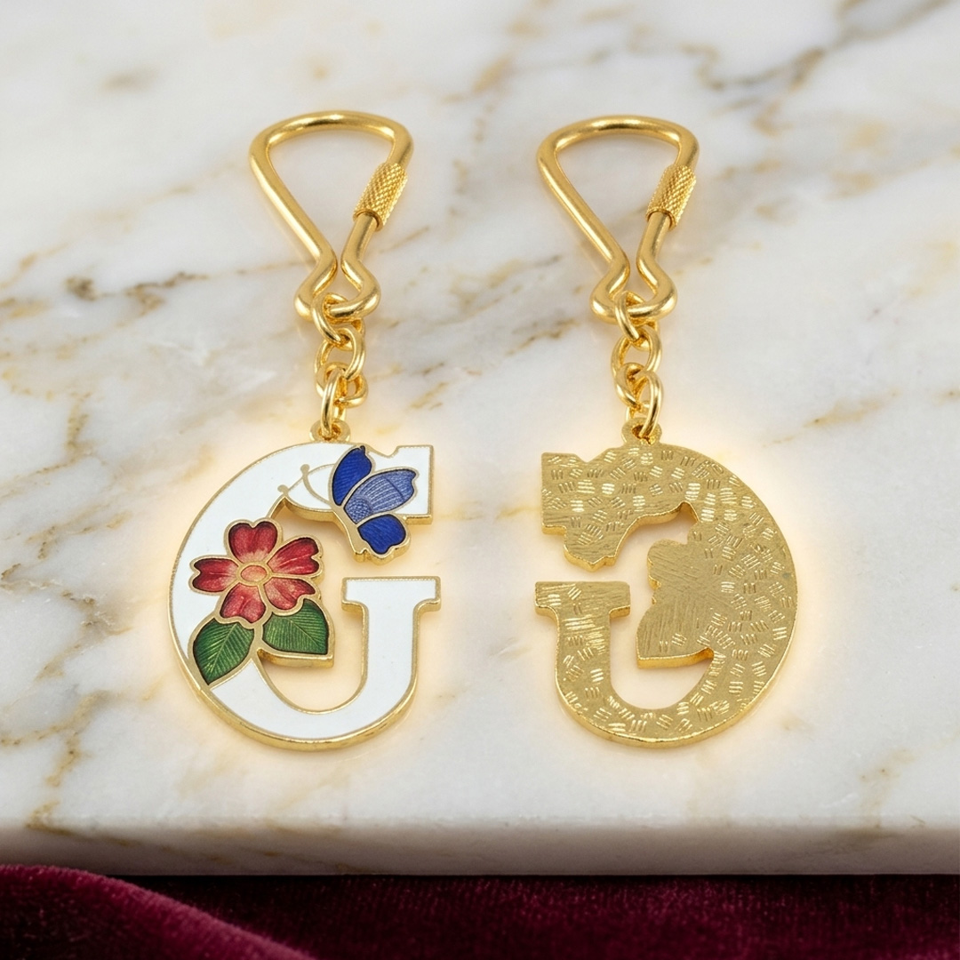English letter Enamel key chain